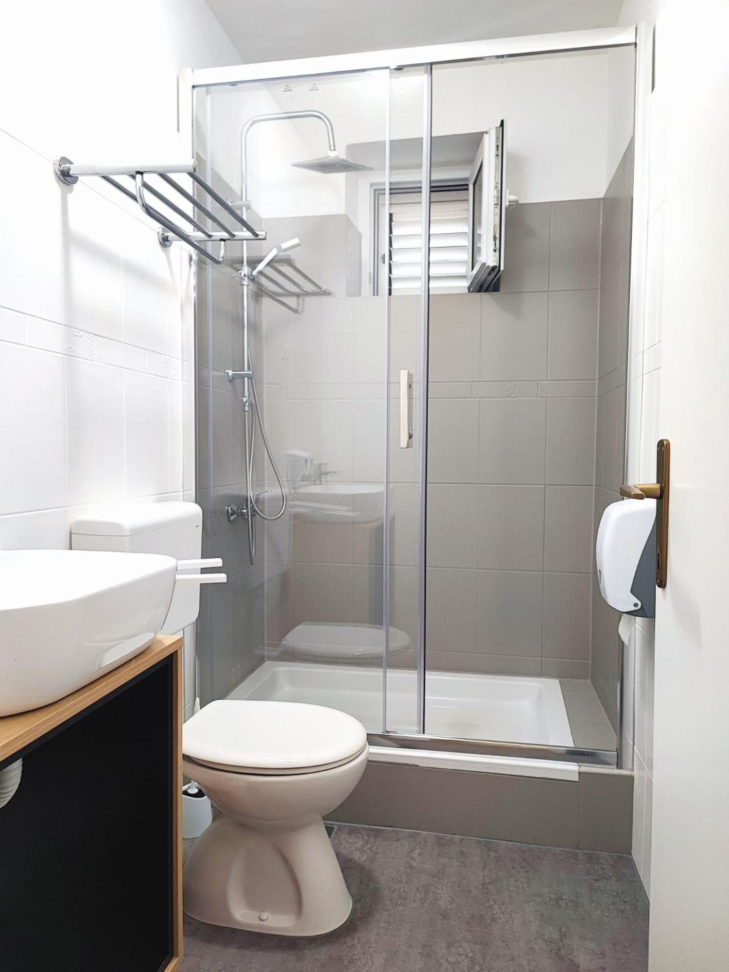Apartments Gavran 2. Baška Voda Habitación foto
