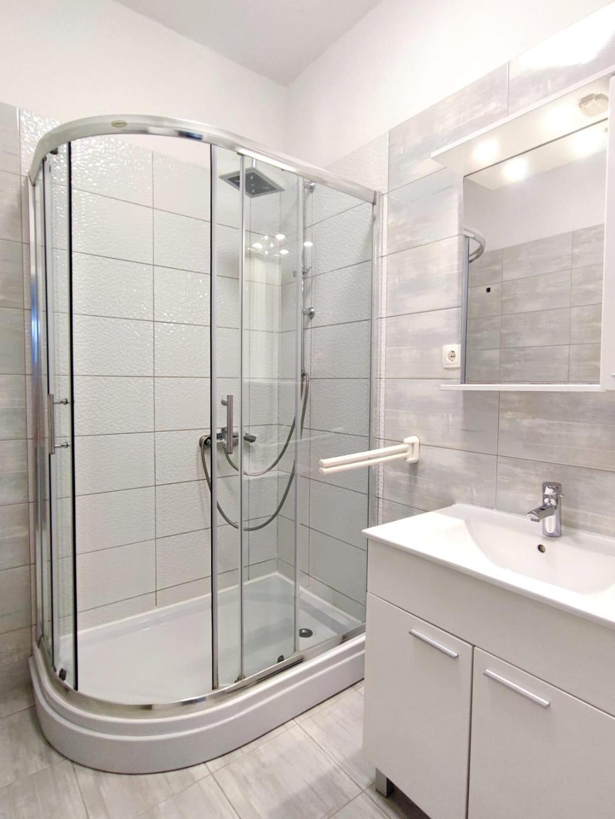 Apartments Gavran 2. Baška Voda Habitación foto